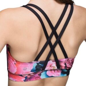 Lululemon Energy Bra
Secret Garden / Black size 6